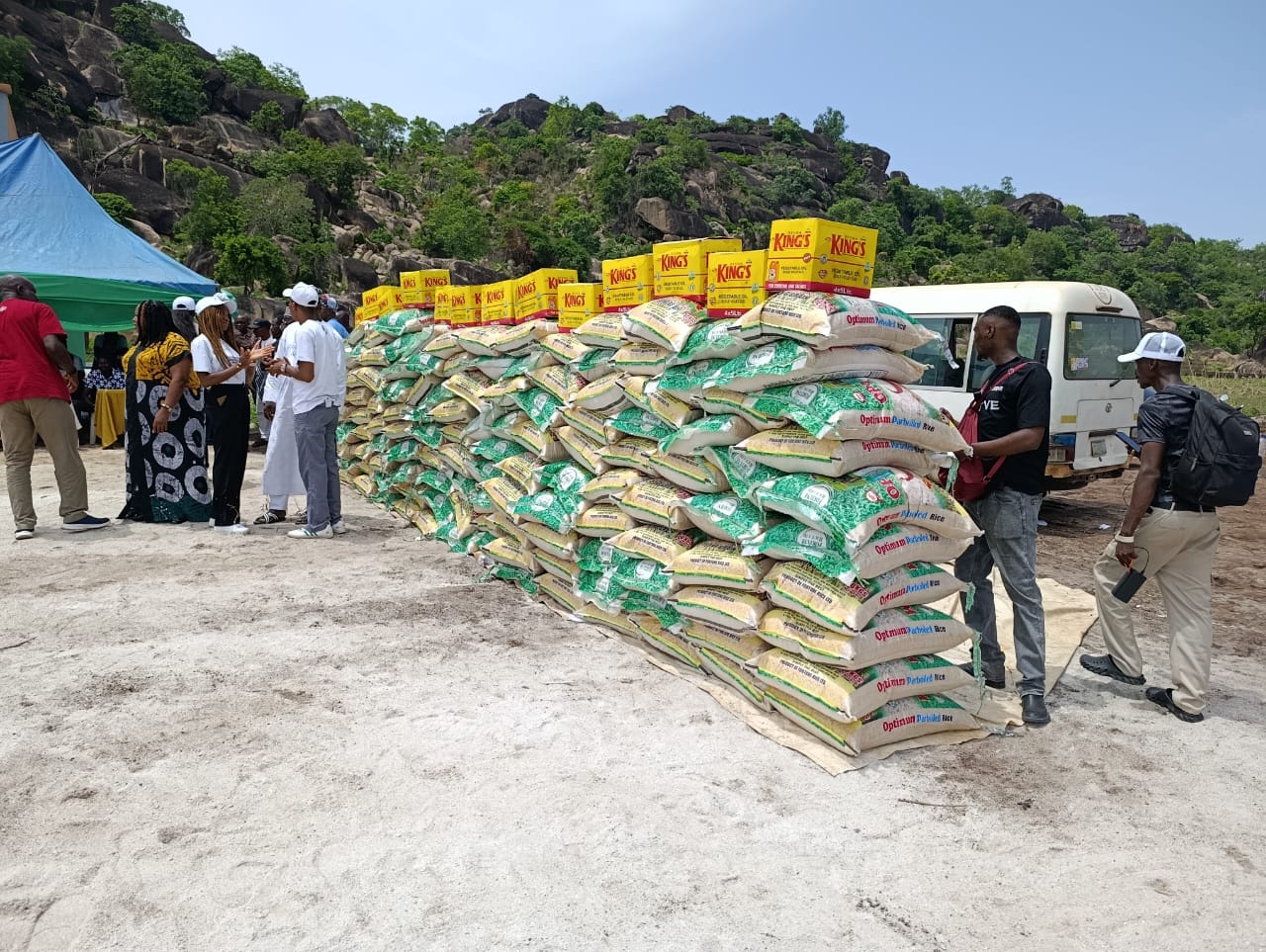 Eidel Kabir: Chinese Mining Company supports community to celebrate Sallah