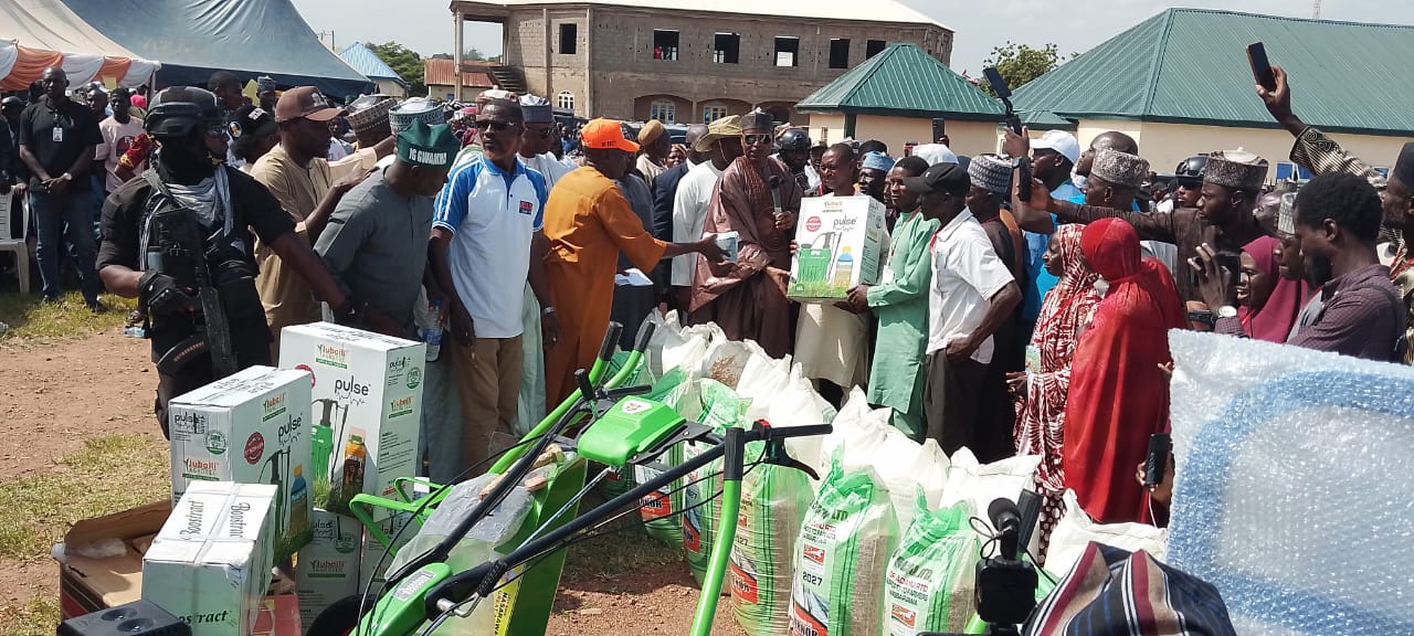 Over 2,800 Farmers Benefit from Mohammed Adamu’s Agricultural Intervention in Nasarawa